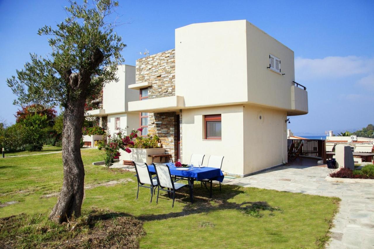 Oliviera Villa ラゴマンドラ エクステリア 写真